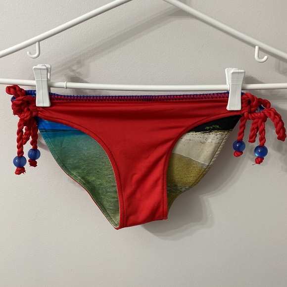 Aaron Chang Reversible Bikini Bottom - Picture 3 of 4